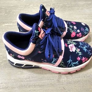 Women's Infinity Footwear #FLY-Navy Bloom. Fly Athletic Work Shoe, Size 7.